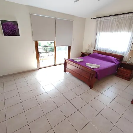 Villa Rina Paphos